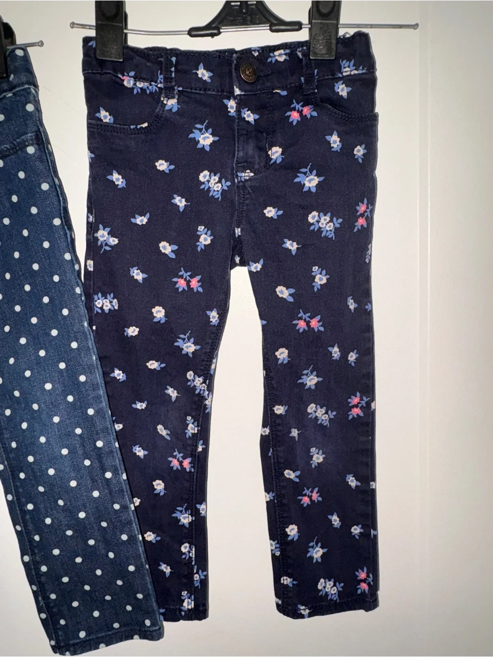 NWOT EUC girl's sz 3 jeans bundle Guess OShkosh TCP